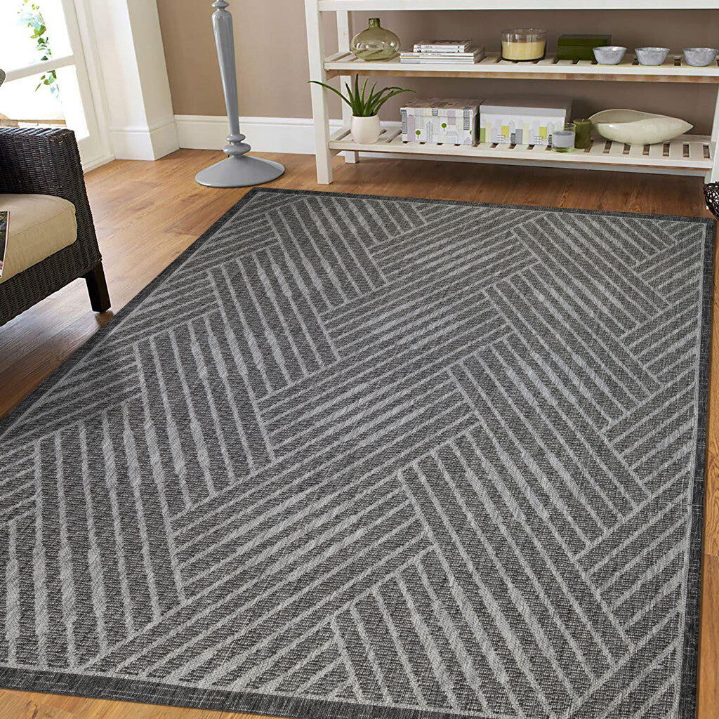 4' X 6' Gray and Blue Geometric Stain Resistant Indoor Outdoor Area Rug